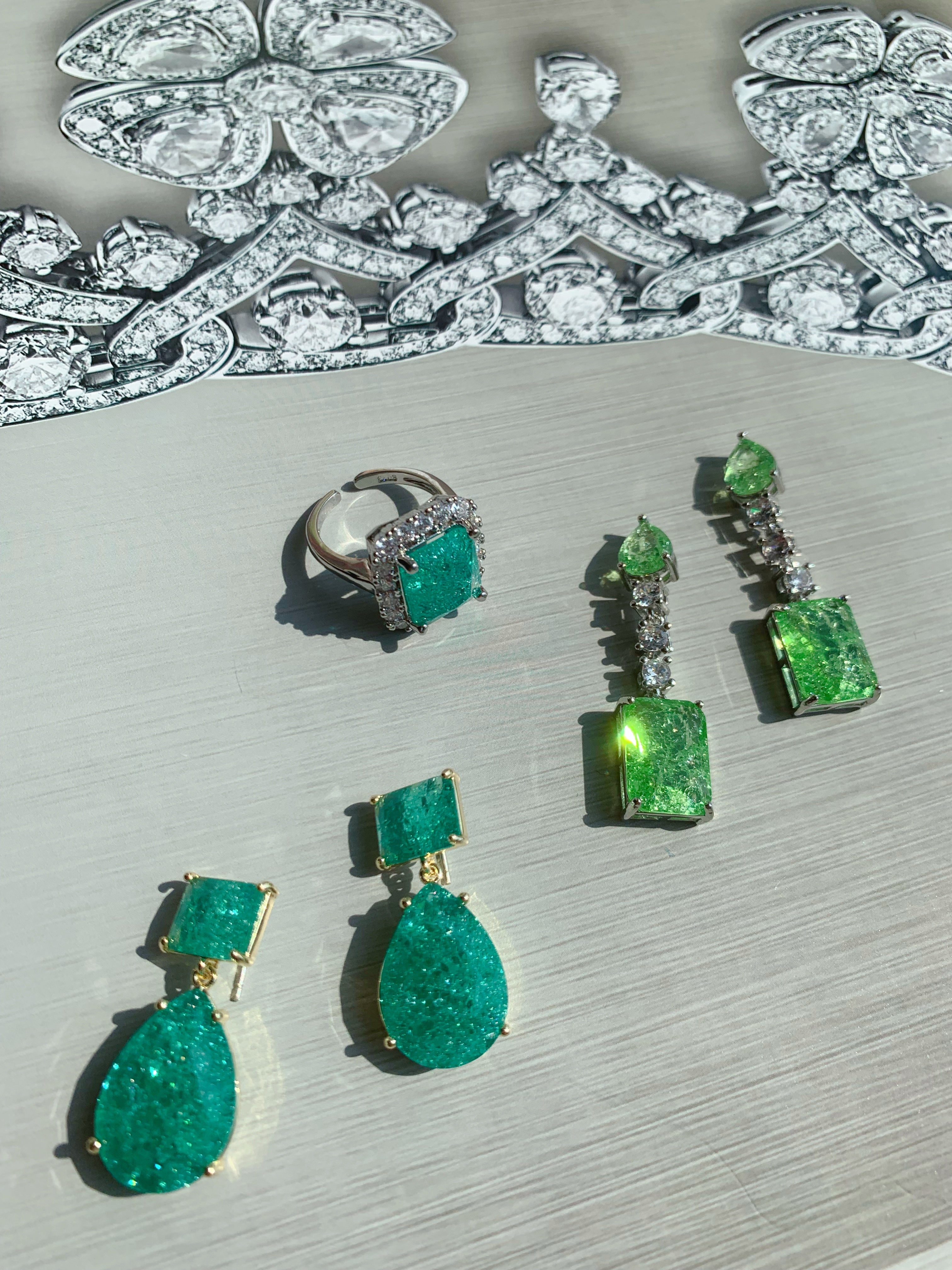 18K Gold-plated Emerald Green Crystal Drop Earrings