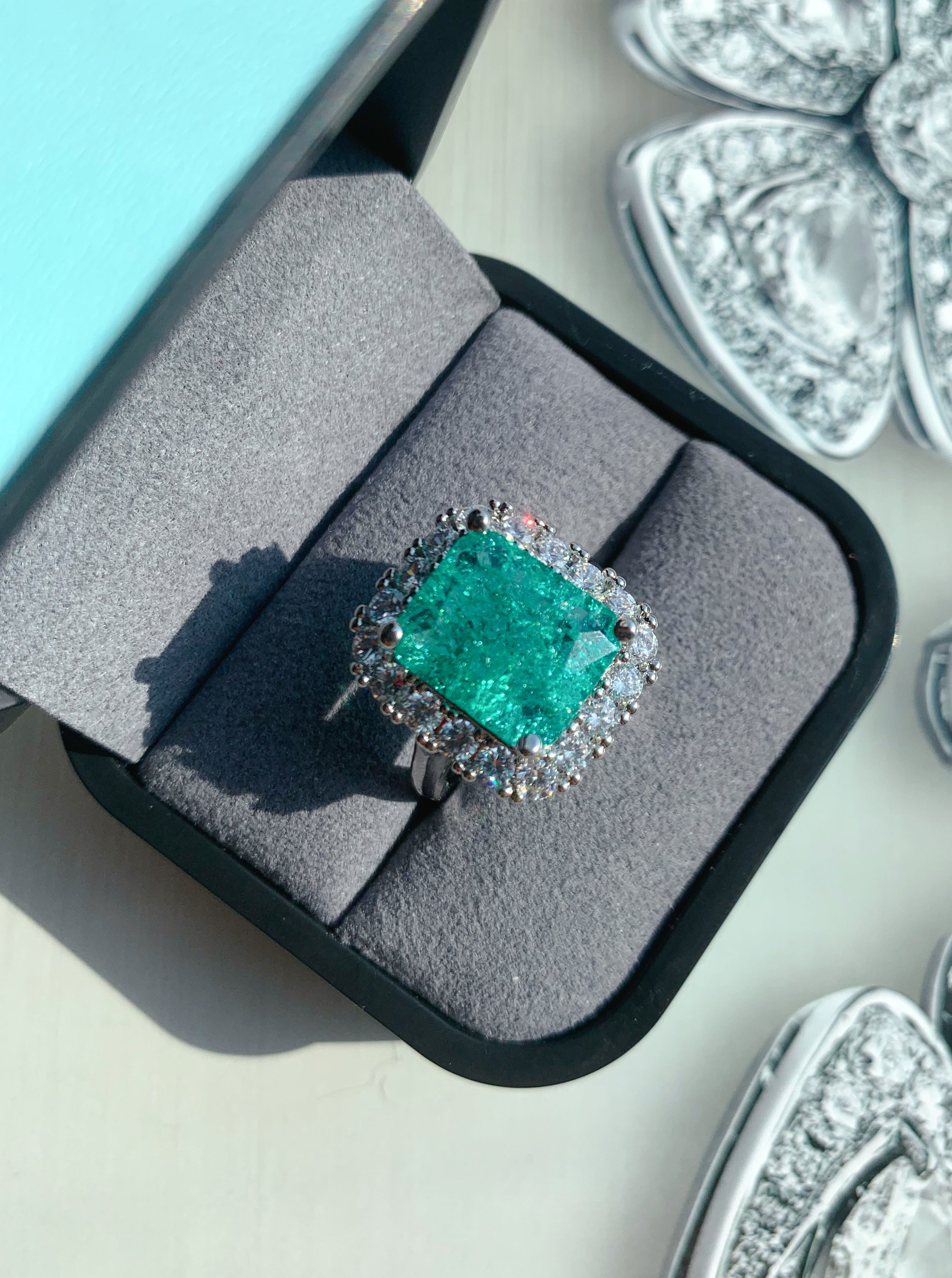 18K Gold-plated Peacock Green Gemstone Ring